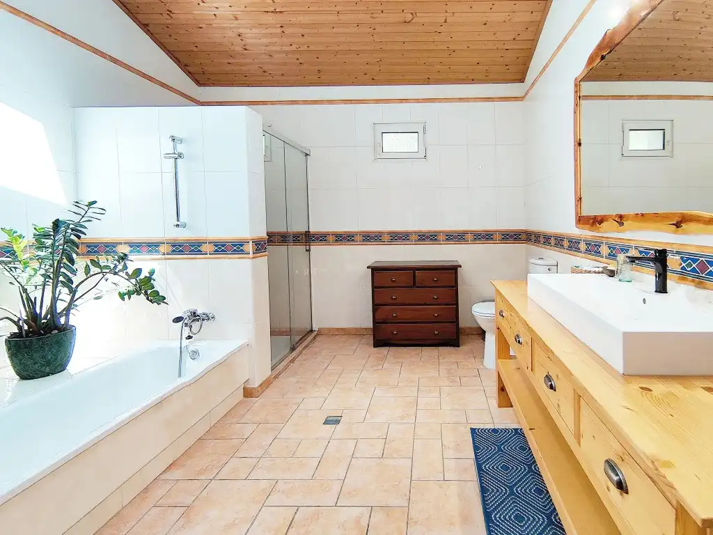 Bany de Casa o xalet en venda en Lascuarre