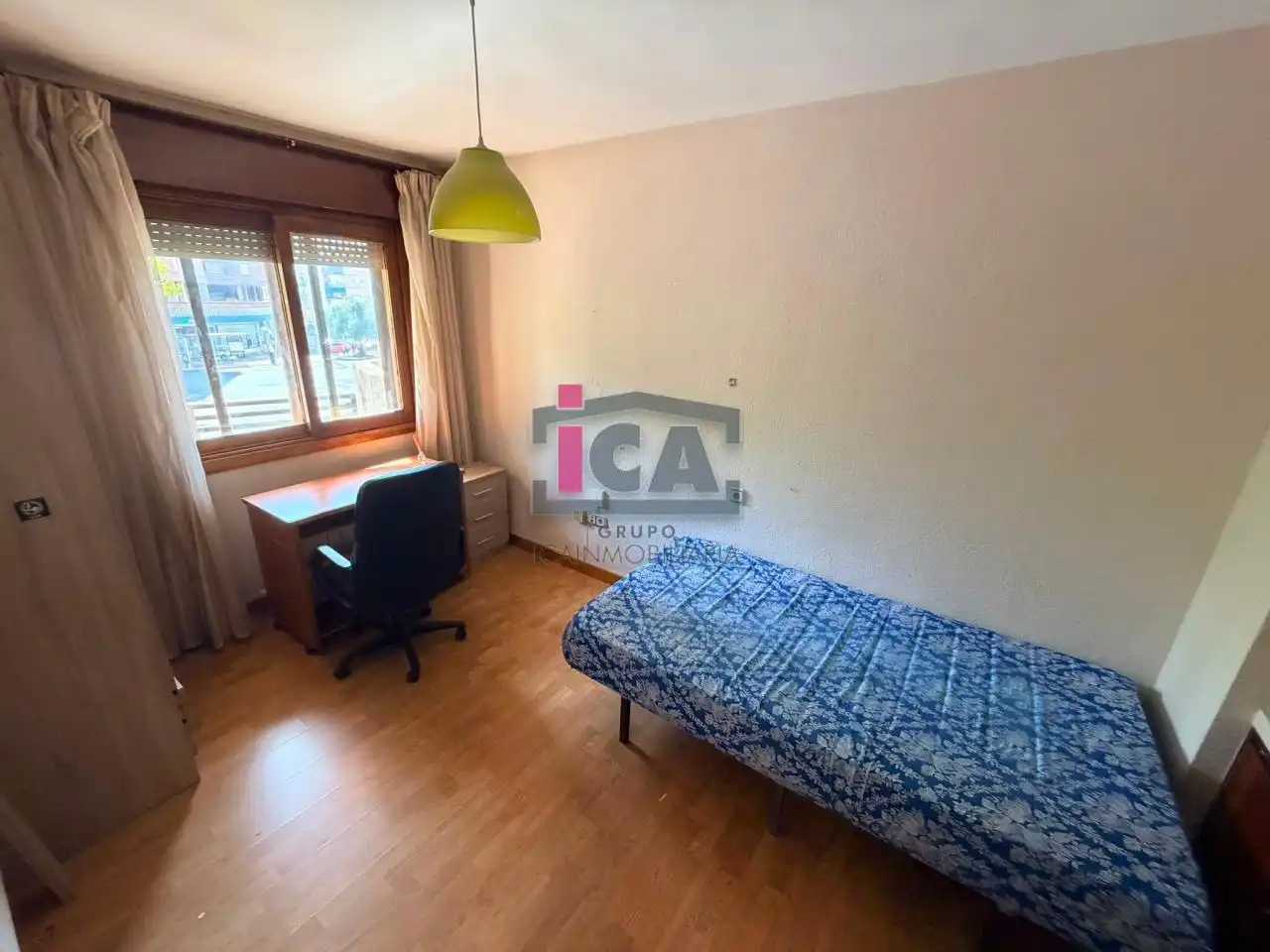 Schlafzimmer von Wohnung zur Miete in Cáceres mit Heizung, Terrasse und Abstellraum