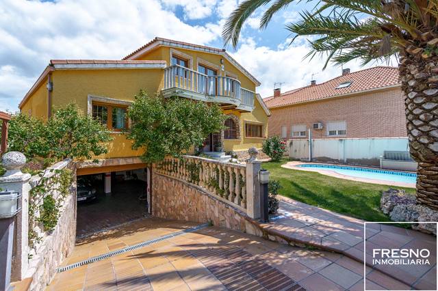 Casa-chalet en Venta en Travesía de Ajalvir en Cobeña