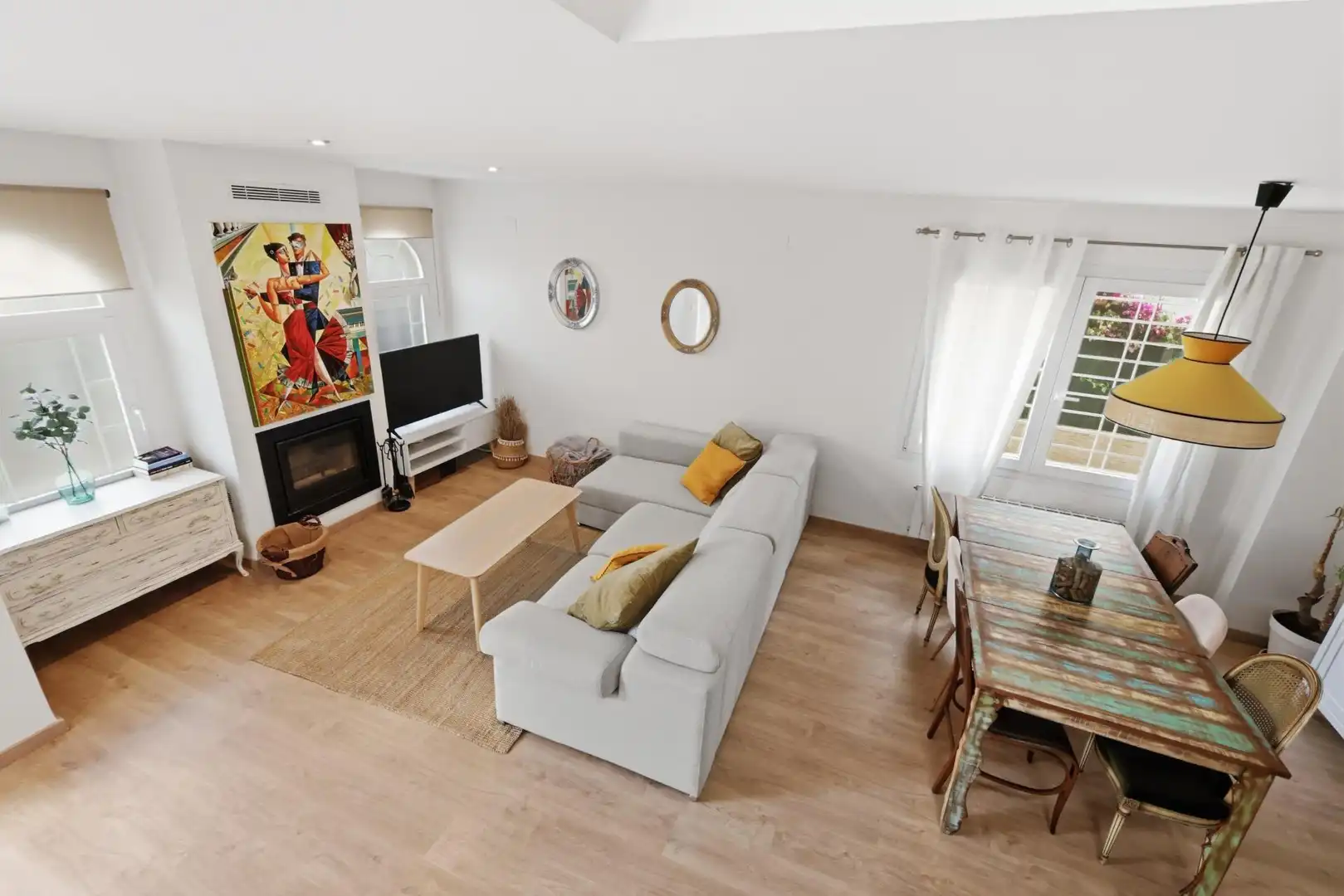 Living room of Houses for sale in La Pobla de Vallbona  with Air Conditioner, Heating and Private garden