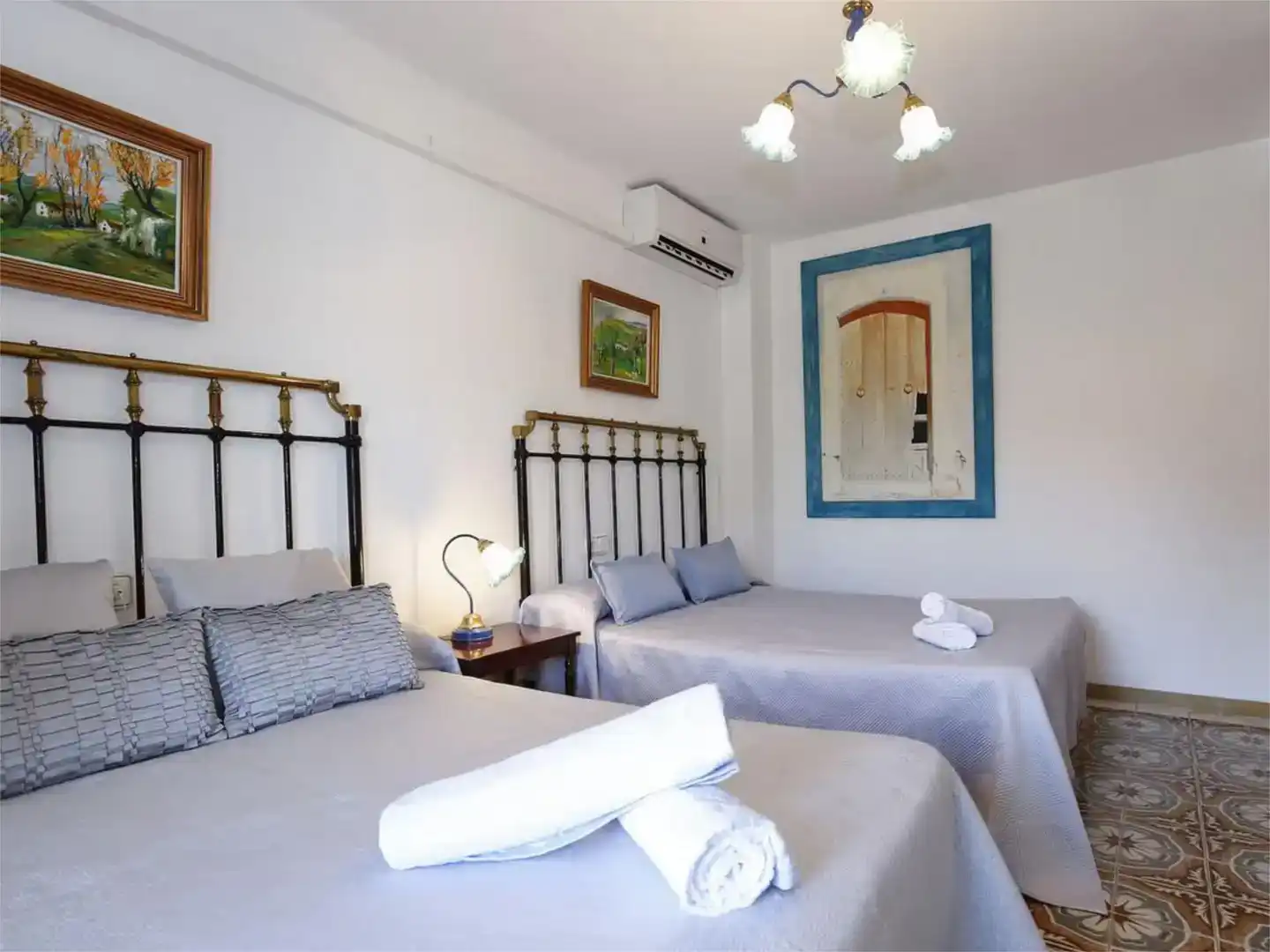 Dormitori de Casa o xalet de lloguer en Salou amb Aire condicionat, Jardí privat i Piscina