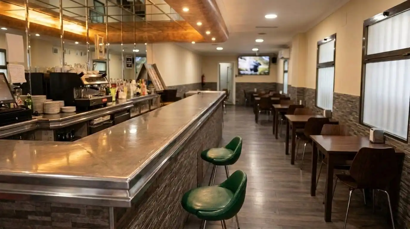 Local comercial en venta en Calle Madrid, imagen 7