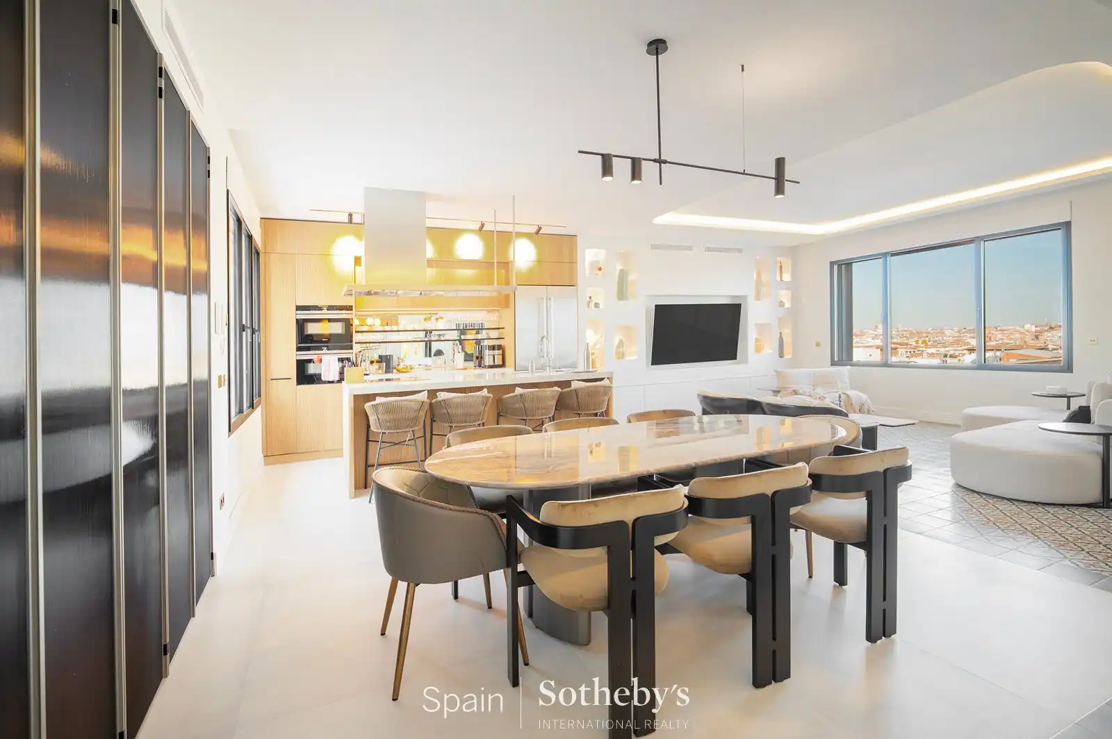 Dining room of Attic for sale in Madrid  with Air Conditioner, Terrace and Storage room