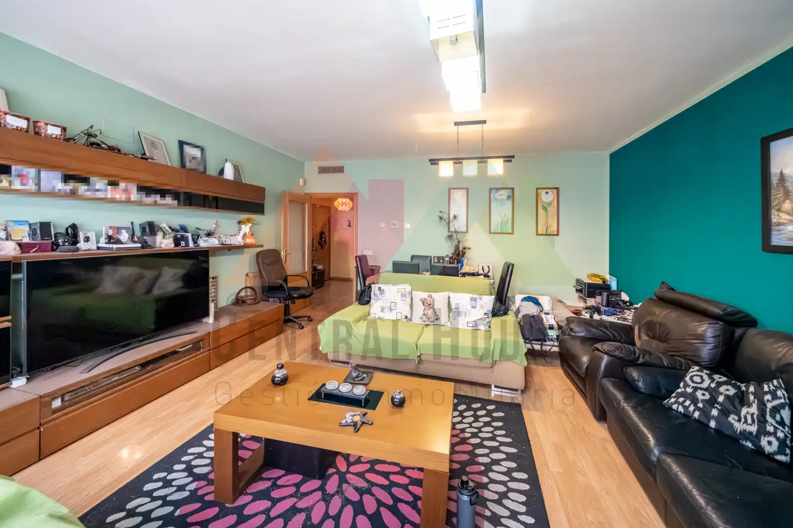Living room of Flat for sale in Leganés  with Air Conditioner, Heating and Parquet flooring