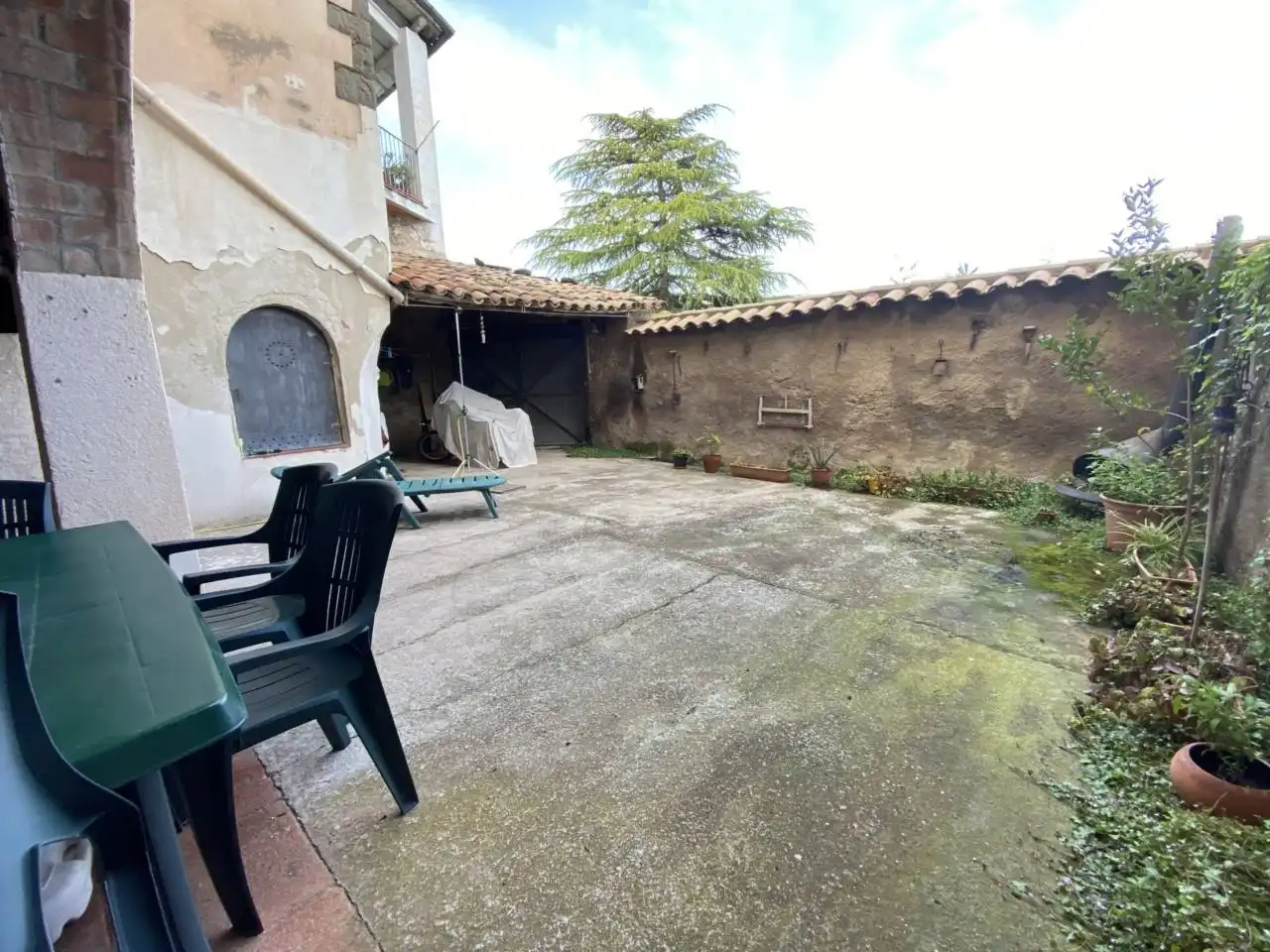 Jardí de Casa o xalet en venda en Sant Feliu Sasserra amb Calefacció, Terrassa i Moblat