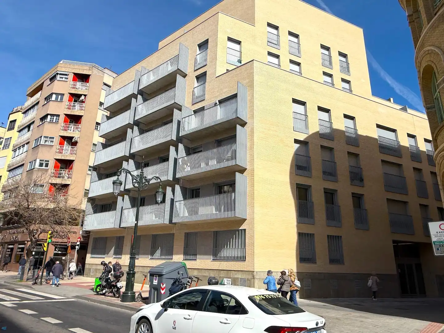 Vista exterior de Ático en venta en Zaragoza con Calefacción, Terraza y Trastero