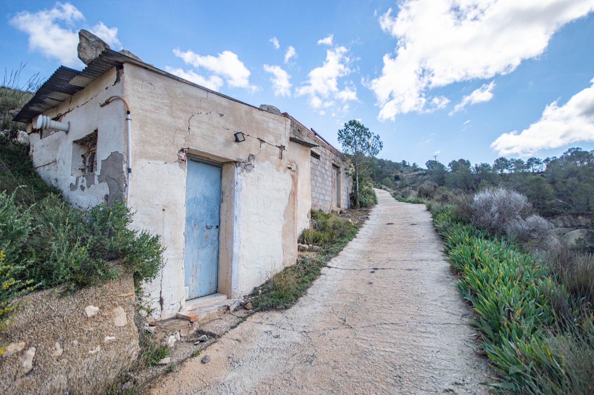 Vista exterior de Casa o xalet en venda en Petrer