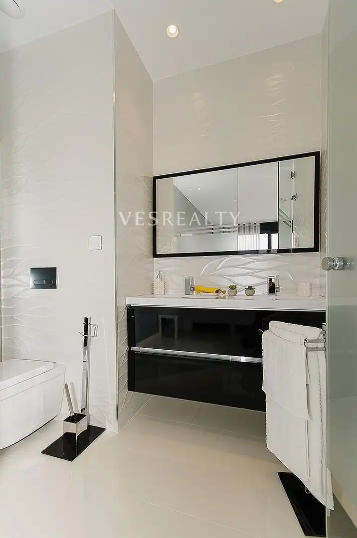 Detached house with terrace for sale in Calle Juan Marsé, imagen 26