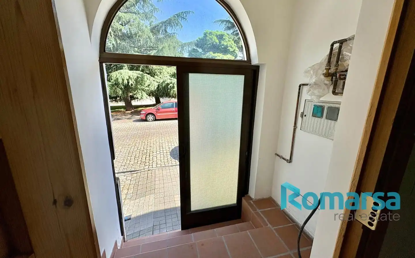 Casa adosada en venta en Ávila con Calefacción, Terraza y Trastero