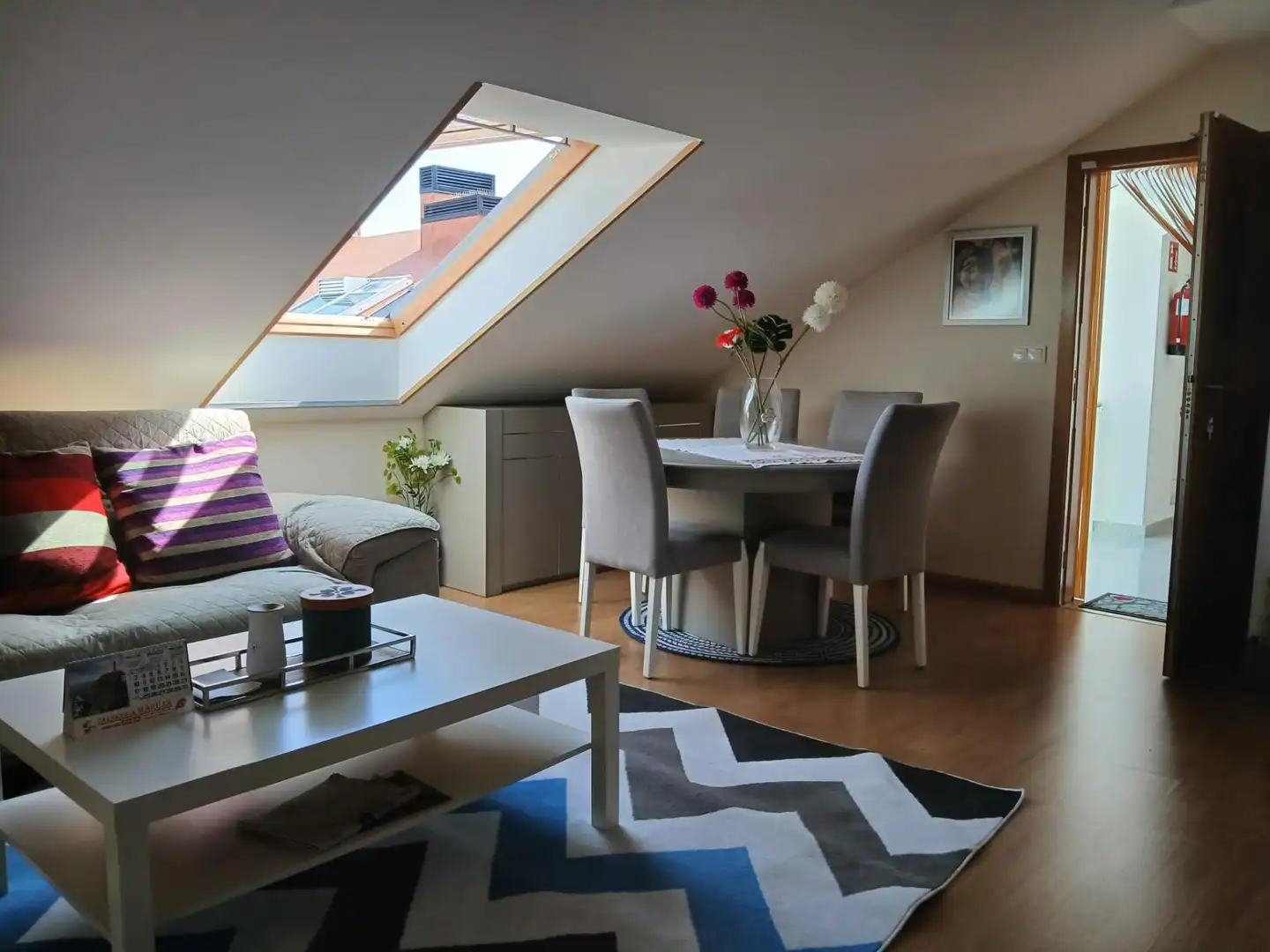 Wohnzimmer von Wohnung zum Verkauf in Muros mit Heizung, Terrasse und Abstellraum
