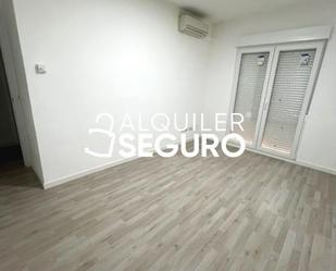Dormitori de Pis de lloguer en Getafe amb Aire condicionat, Calefacció i Terrassa