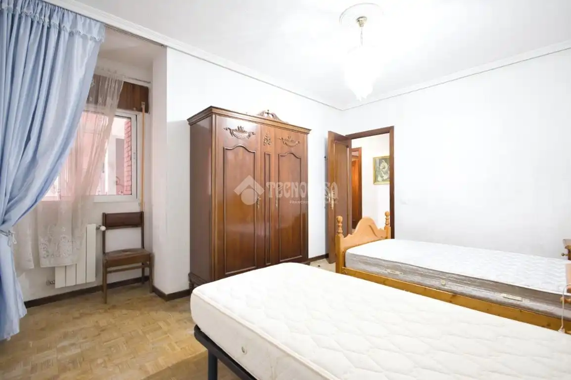 Bedroom of Flat for sale in Segovia  with Heating and Terrace