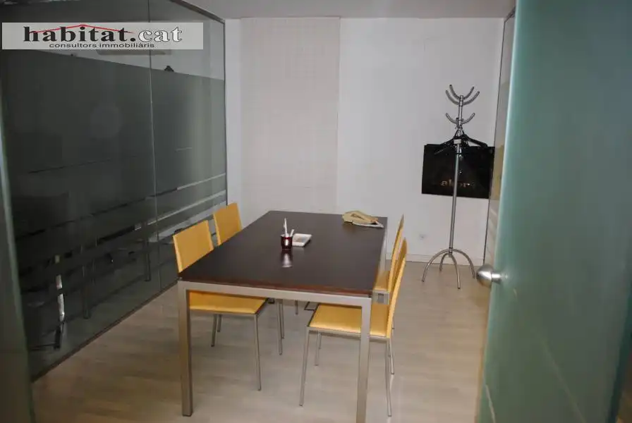 Dining room of Office for sale in Vilanova i la Geltrú
