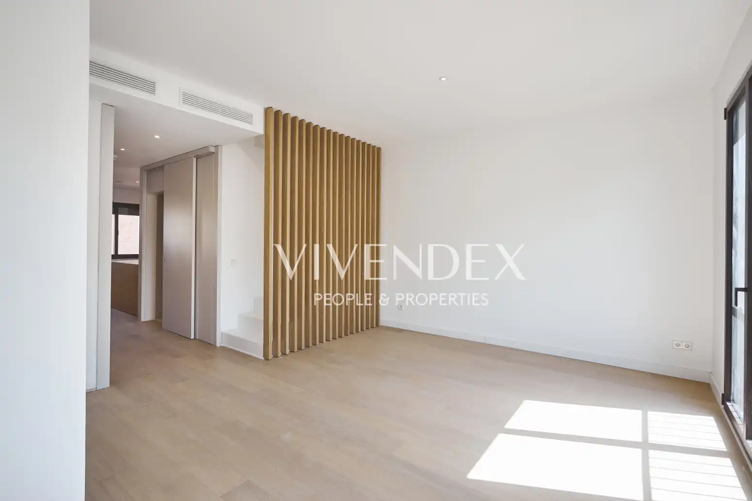 Habitación de Ático en venta en Barcelona con Calefacción y Terraza