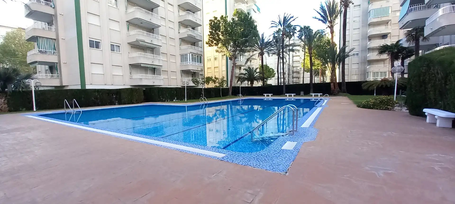 Piscina de Apartamento de alquiler en Gandia con Terraza, Amueblado y Horno