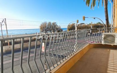 Exterior view of Flat for sale in Premià de Mar  with Air Conditioner, Heating and Terrace