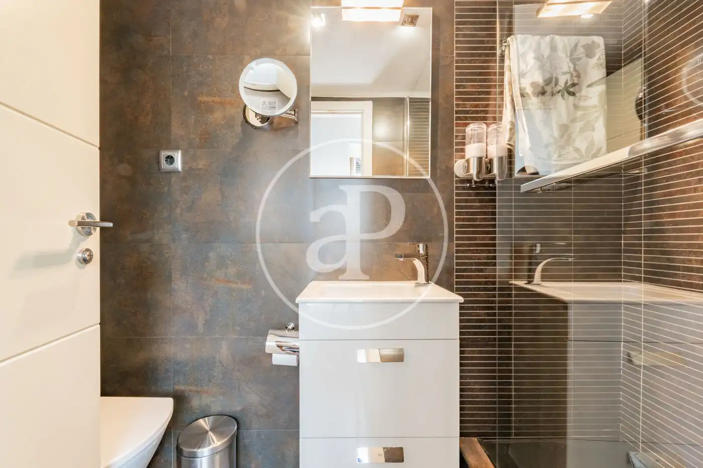 Bathroom of Detached homes for sale in La Moraleja  with Air Conditioner, Heating and Private garden