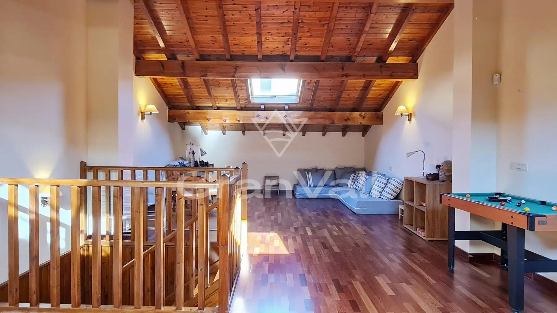Wohnzimmer von Einfamilien-Reihenhaus zum Verkauf in Osséja mit Heizung, Parkett und Terrasse
