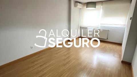 Photo 4 of Flat to rent in De Los Planetas, Parla Este, Parla