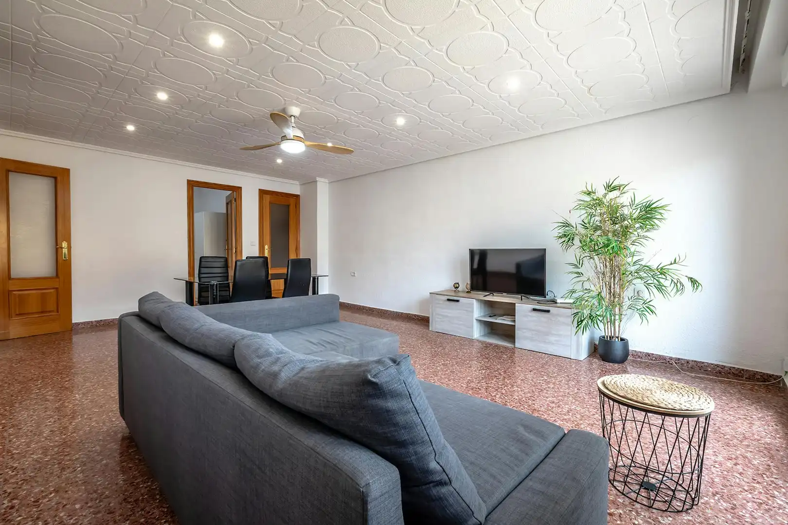 Living room of Flat for share in Valencia  with Air Conditioner, Heating and Furnished