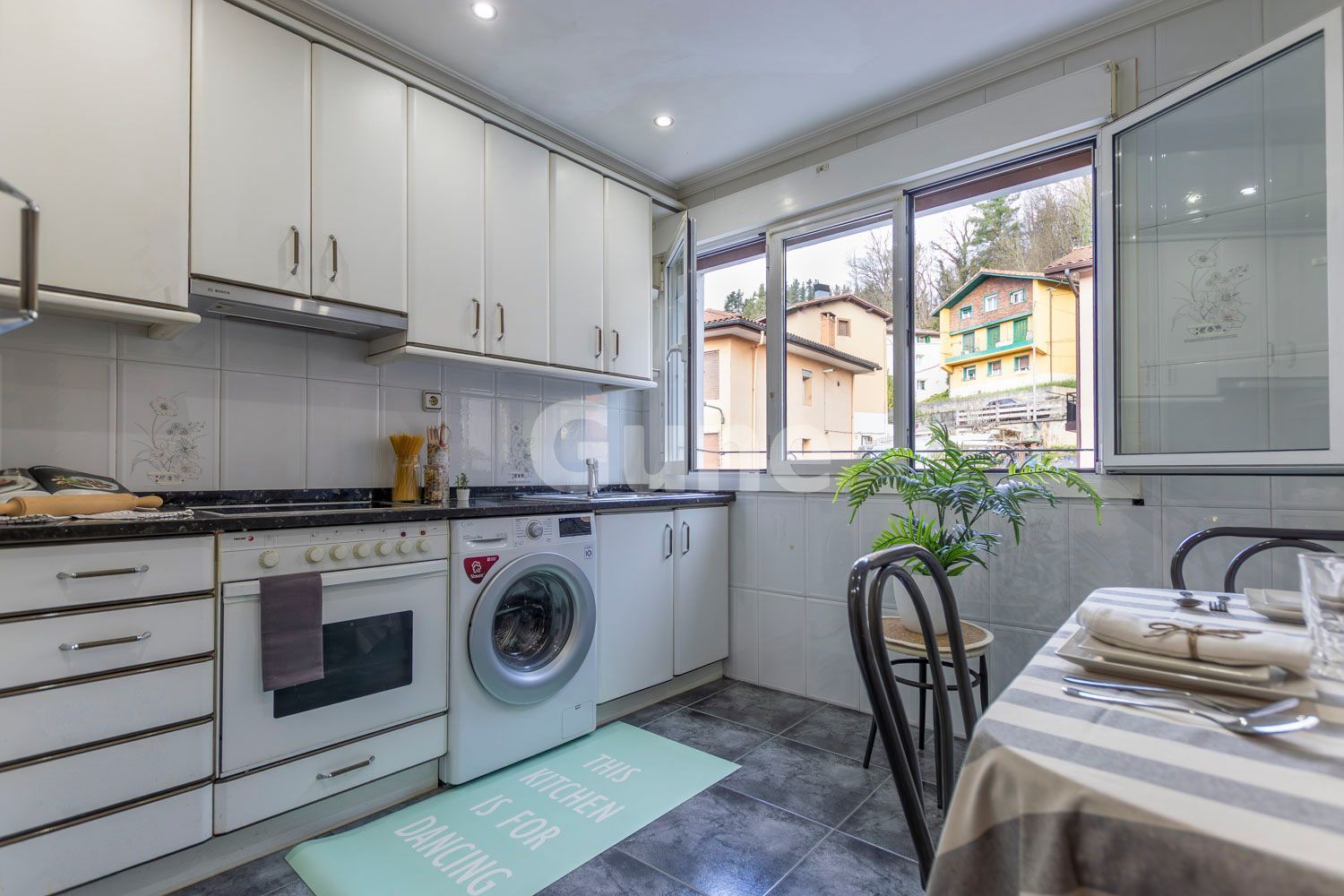 Cuina de Pis en venda en Beasain amb Calefacció, Traster i Moblat