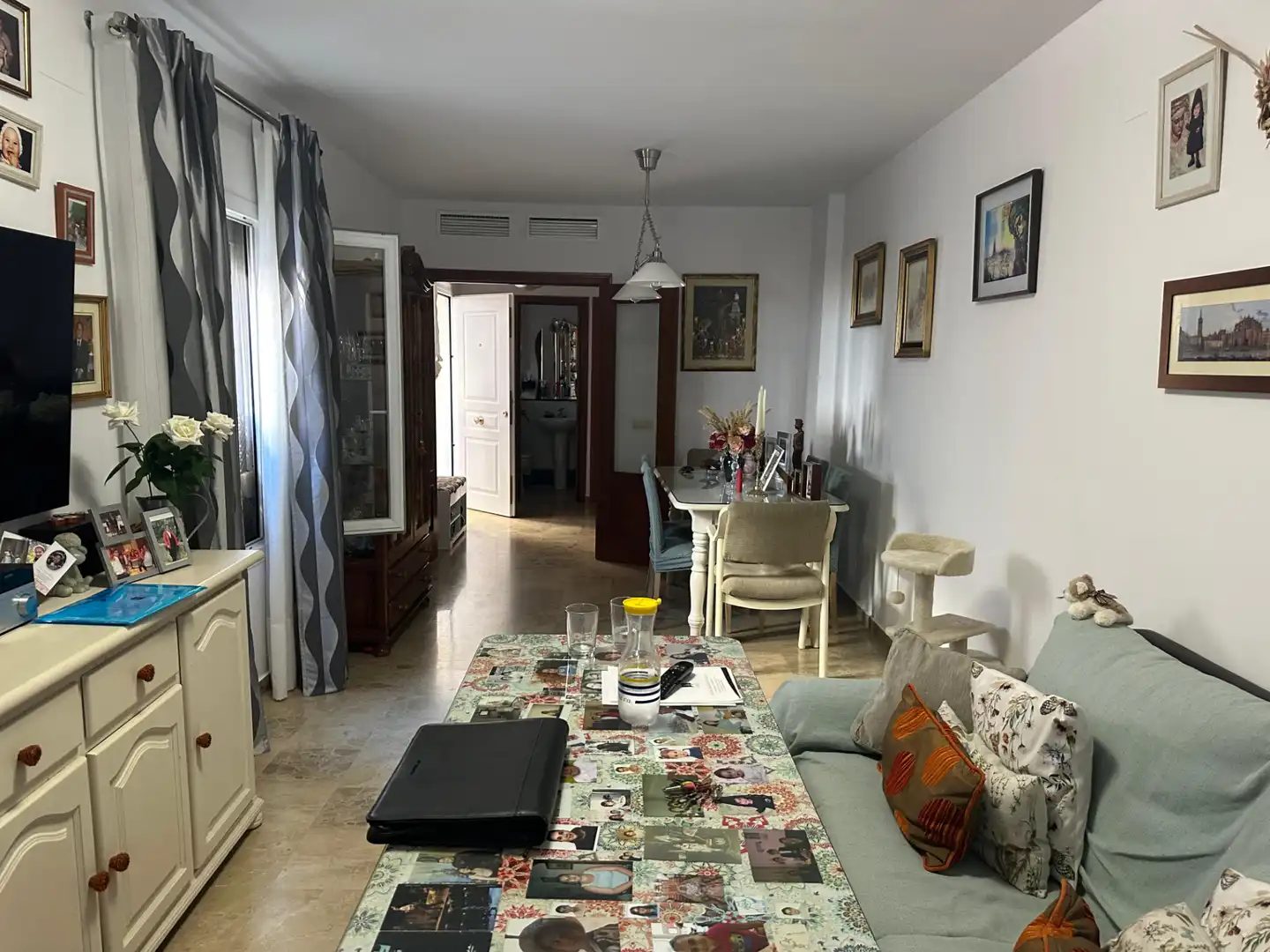 Comedor de Casa o chalet en venta en Alcalá del Río con Aire acondicionado, Jardín privado y Amueblado
