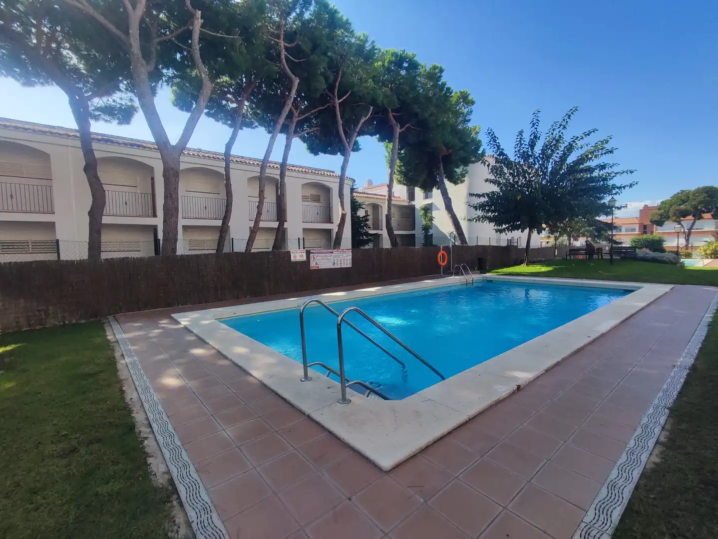 Apartment with pool for sale in Fenals, imagen 4