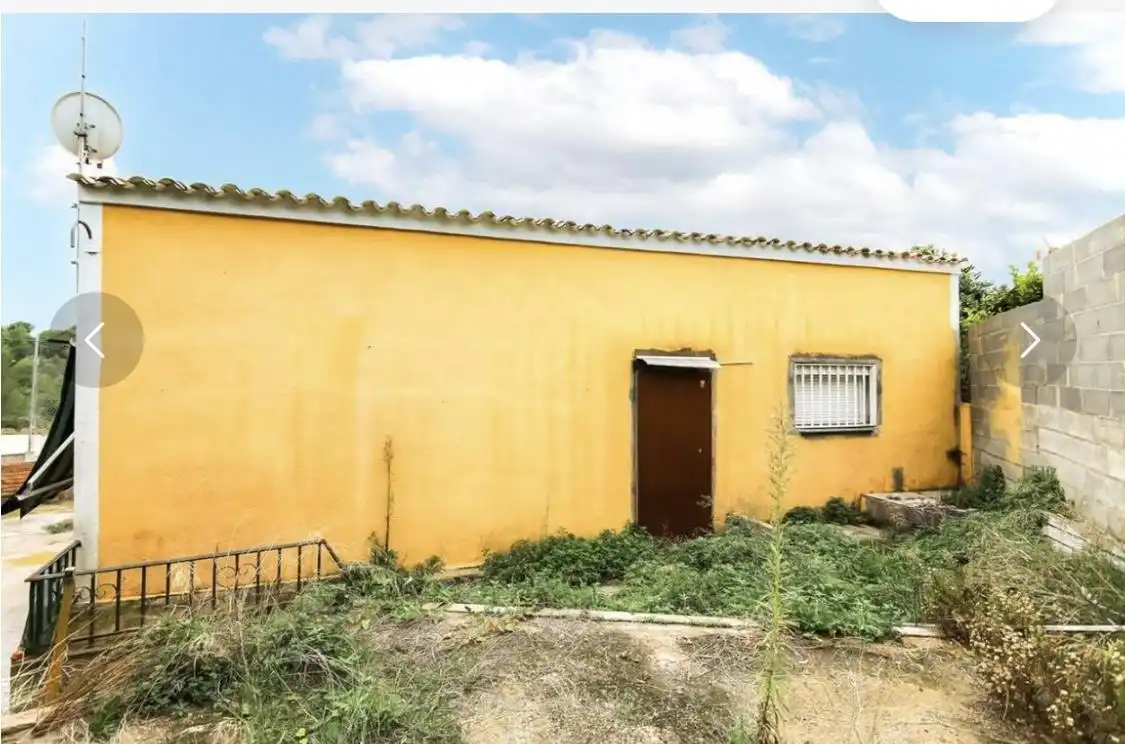 Casa con jardín en venta en calle de Carles Riba, imagen 4