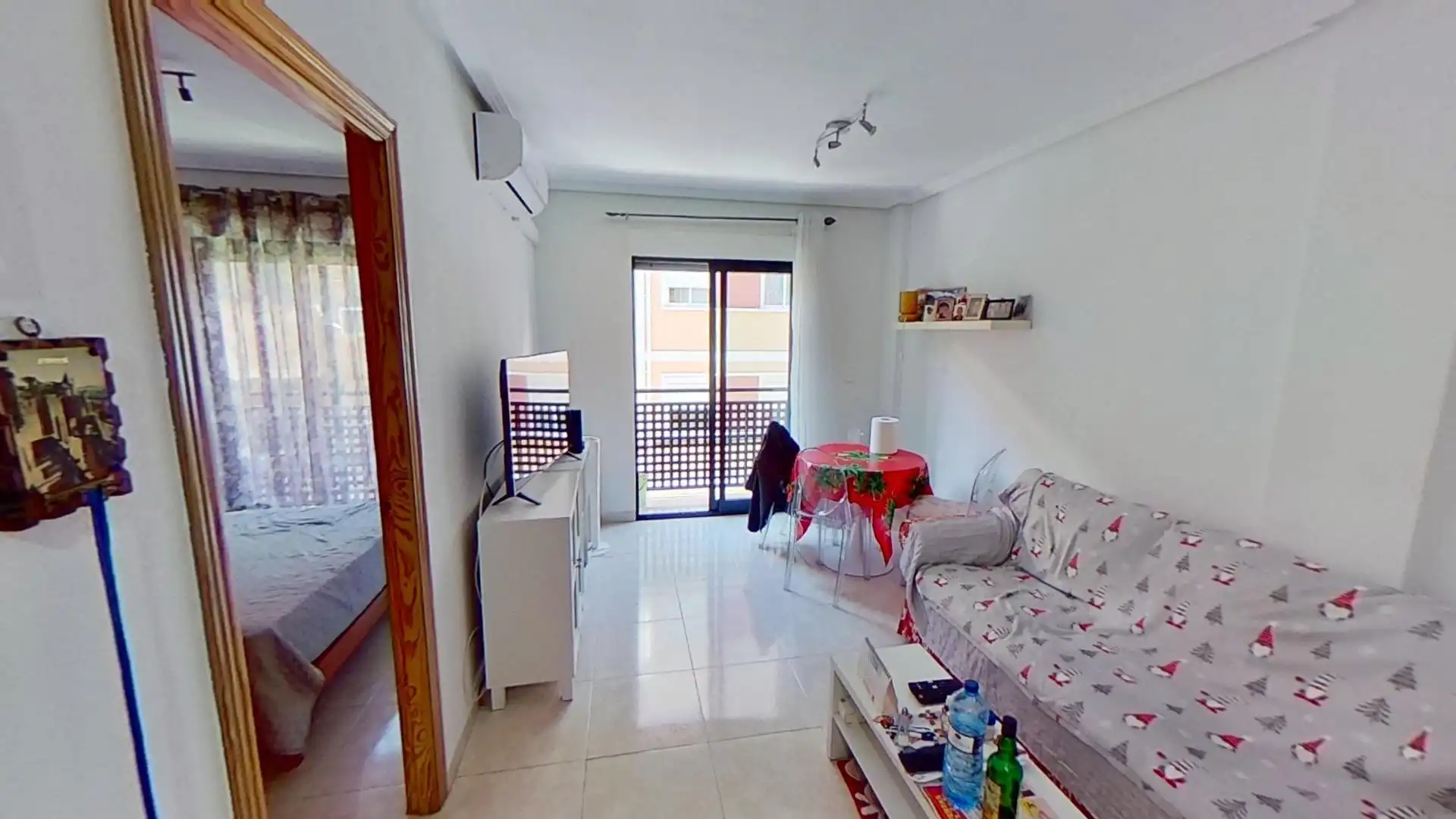 Living room of Flat for sale in Alicante / Alacant  with Air Conditioner, Furnished and Balcony