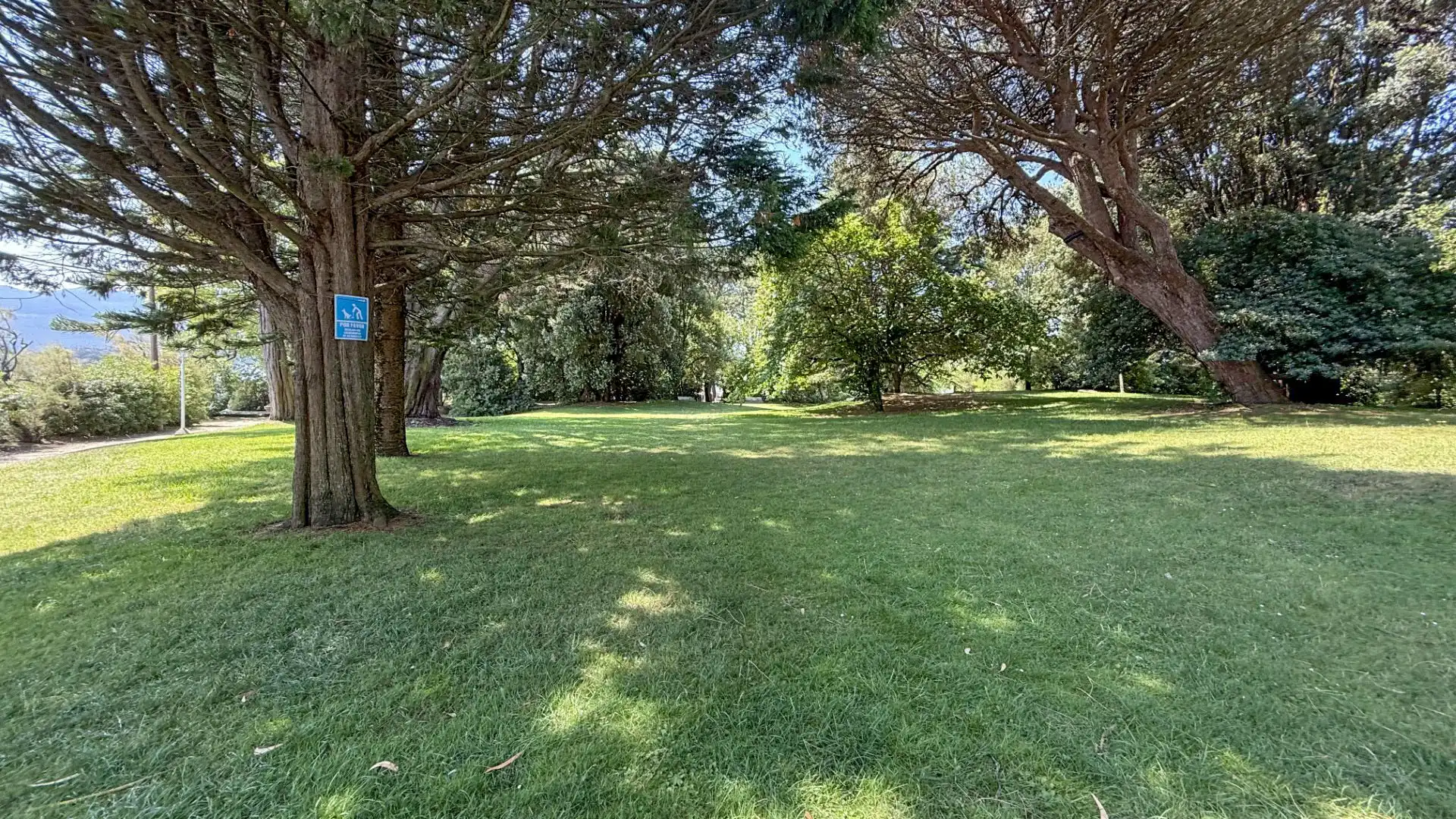 Piso en venta en Vigo  con Calefacción, Jardín privado y Amueblado