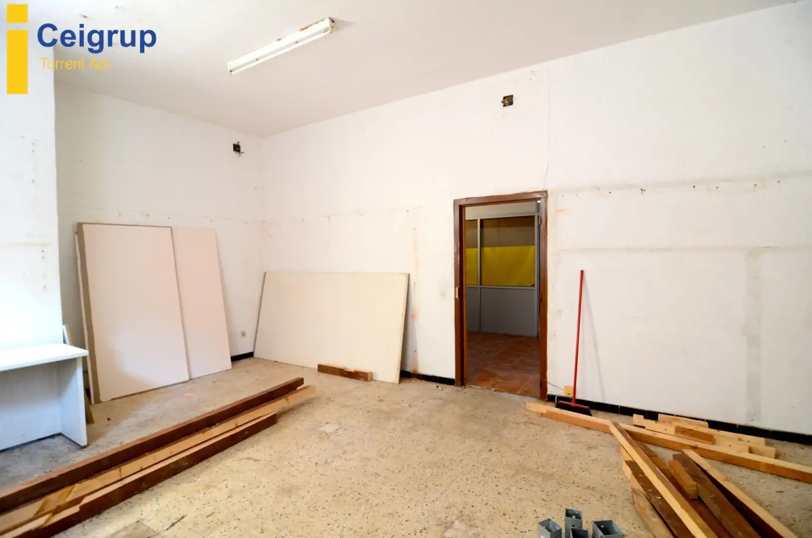 Commercial properties for sale in Pals