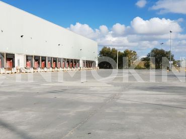 Nau industrial de lloguer a Estación