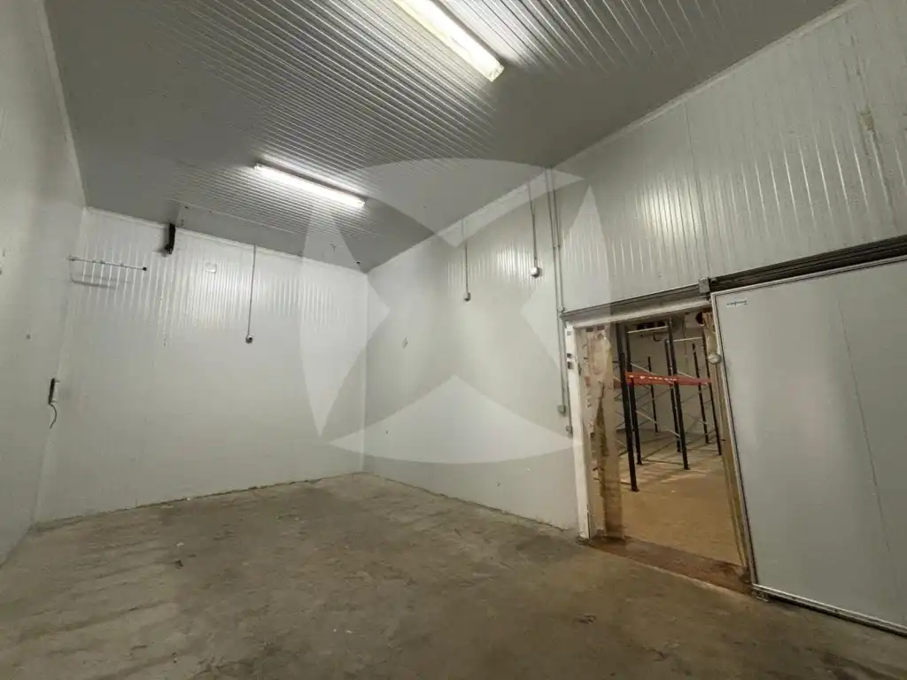 Industrial building to rent in Calle Nevero Diecinueve, imagen 12
