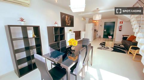 Photo 2 of Apartment to share in Virgen del Cortijo - Manoteras, Madrid