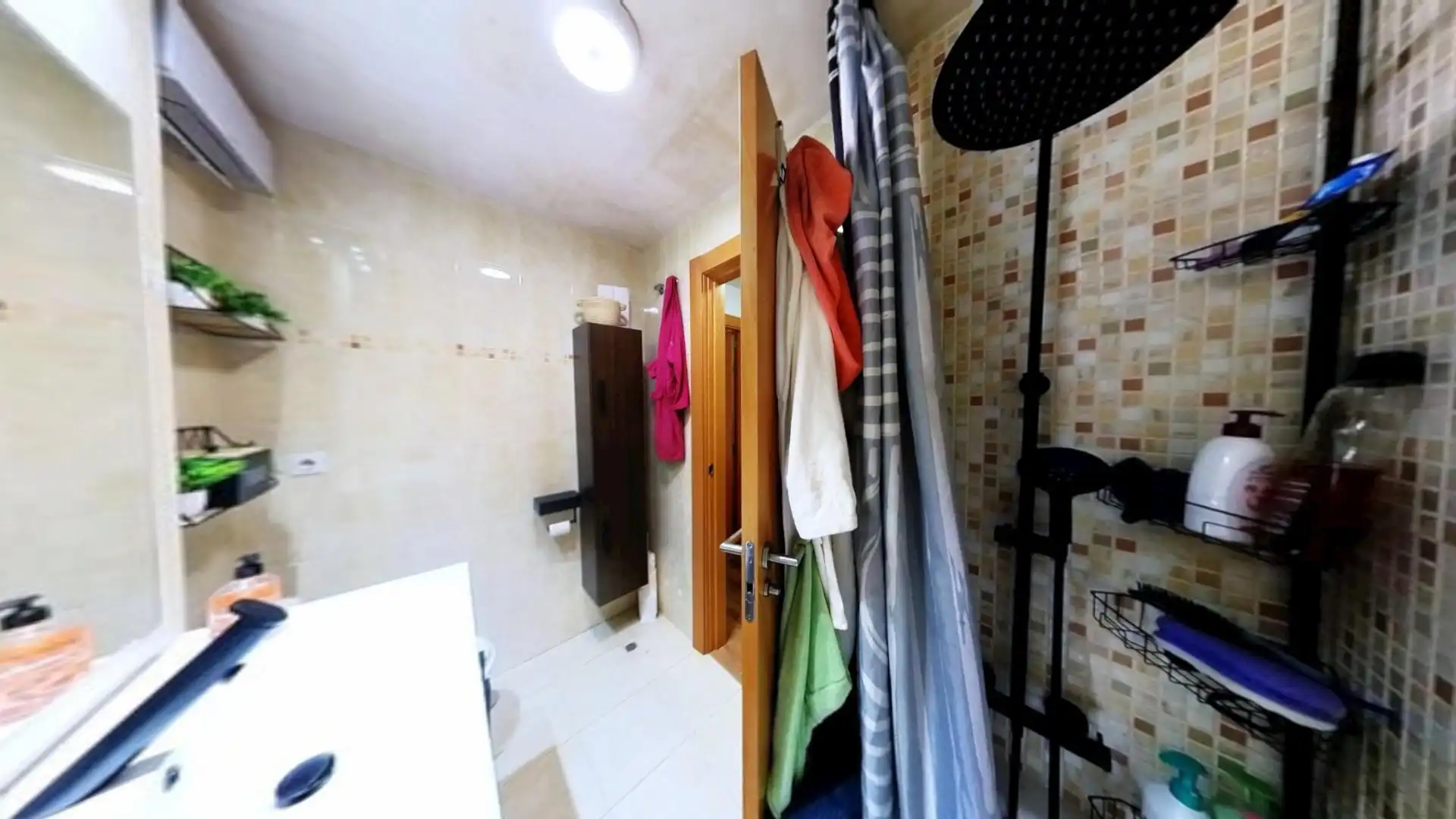 Bany de Pis en venda en Albolote amb Aire condicionat, Terrassa i Moblat