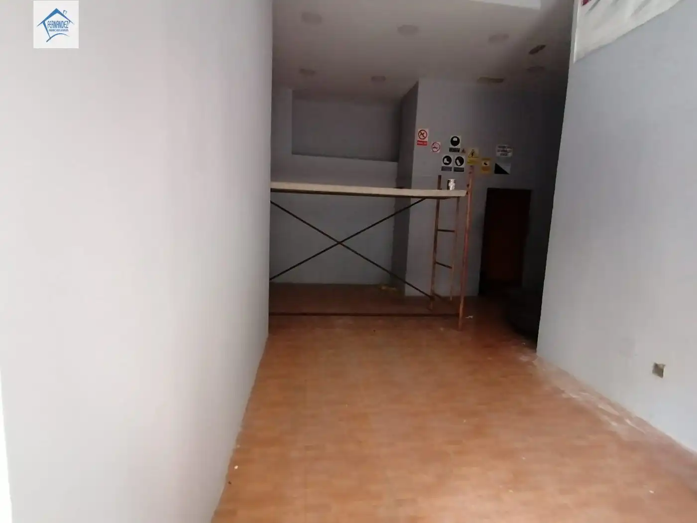 Local comercial en venda a Centro, imagen 2