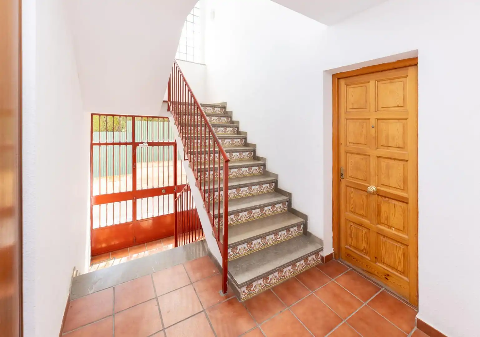 Maisonette zum Verkauf in Ogíjares mit Terrasse