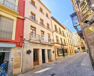 Vista exterior de Edifici en venda en Úbeda