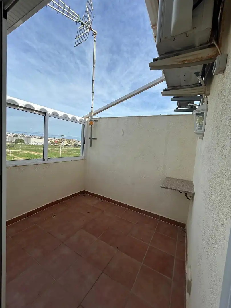 Terrassa de Dúplex en venda en Torrevieja amb Aire condicionat, Terrassa i Piscina comunitària