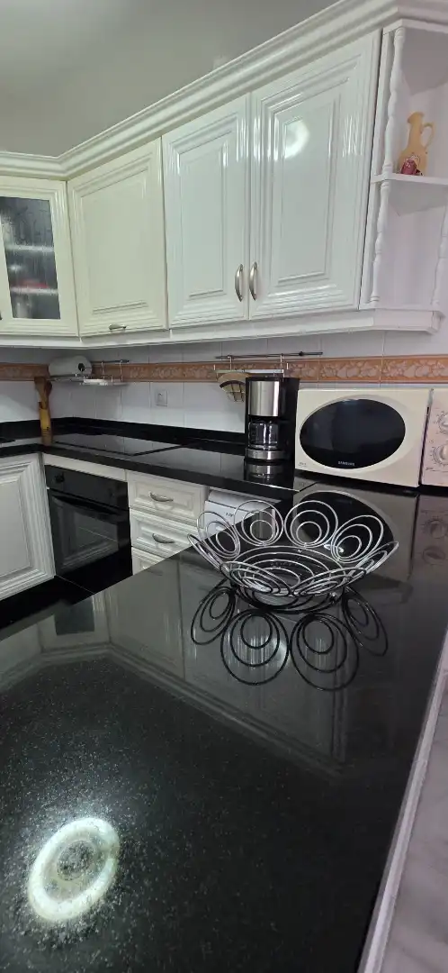 Cuina de Apartament de lloguer en Torrox amb Aire condicionat, Calefacció i Terrassa