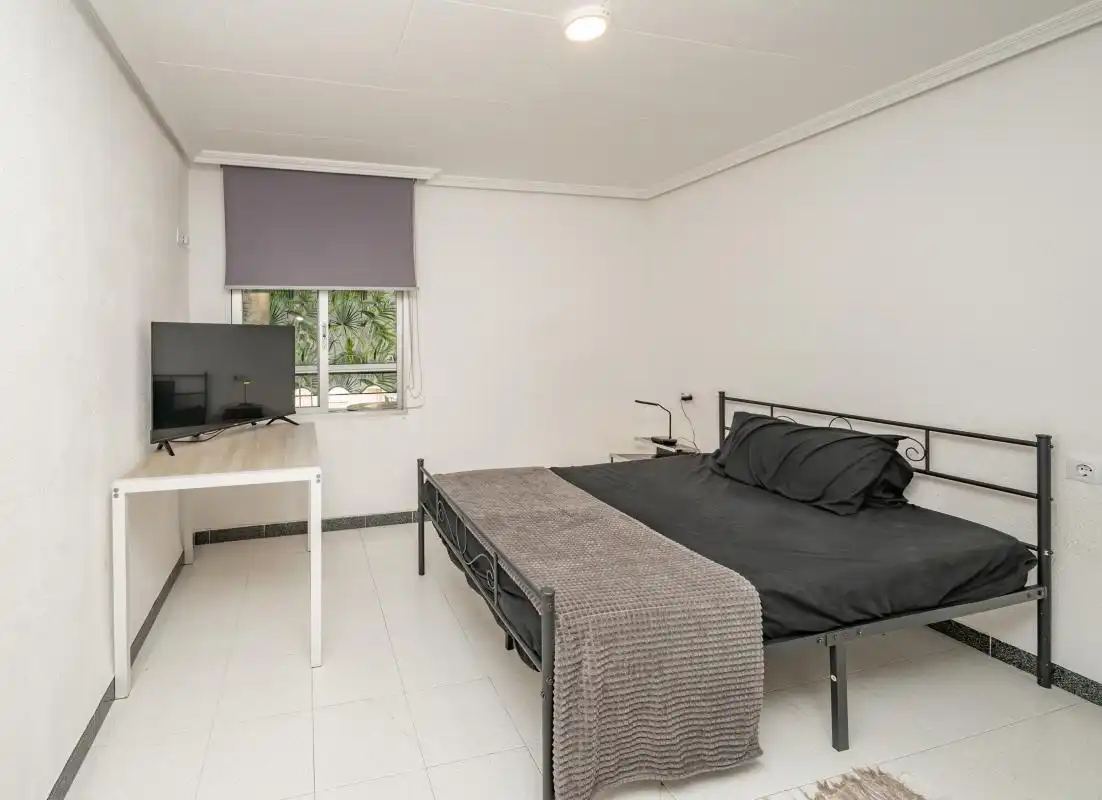 Bedroom of Flat for sale in Alicante / Alacant  with Heating and Furnished