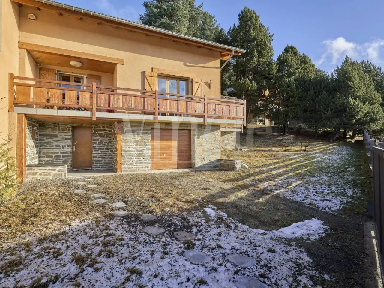 Vista exterior de Casa adosada en venta en Bolquère con Calefacción, Jardín privado y Parquet