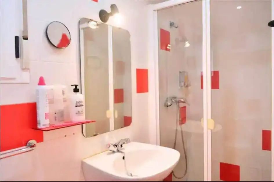 Bathroom of Apartments for rent in Cáceres  with Heating and Furnished