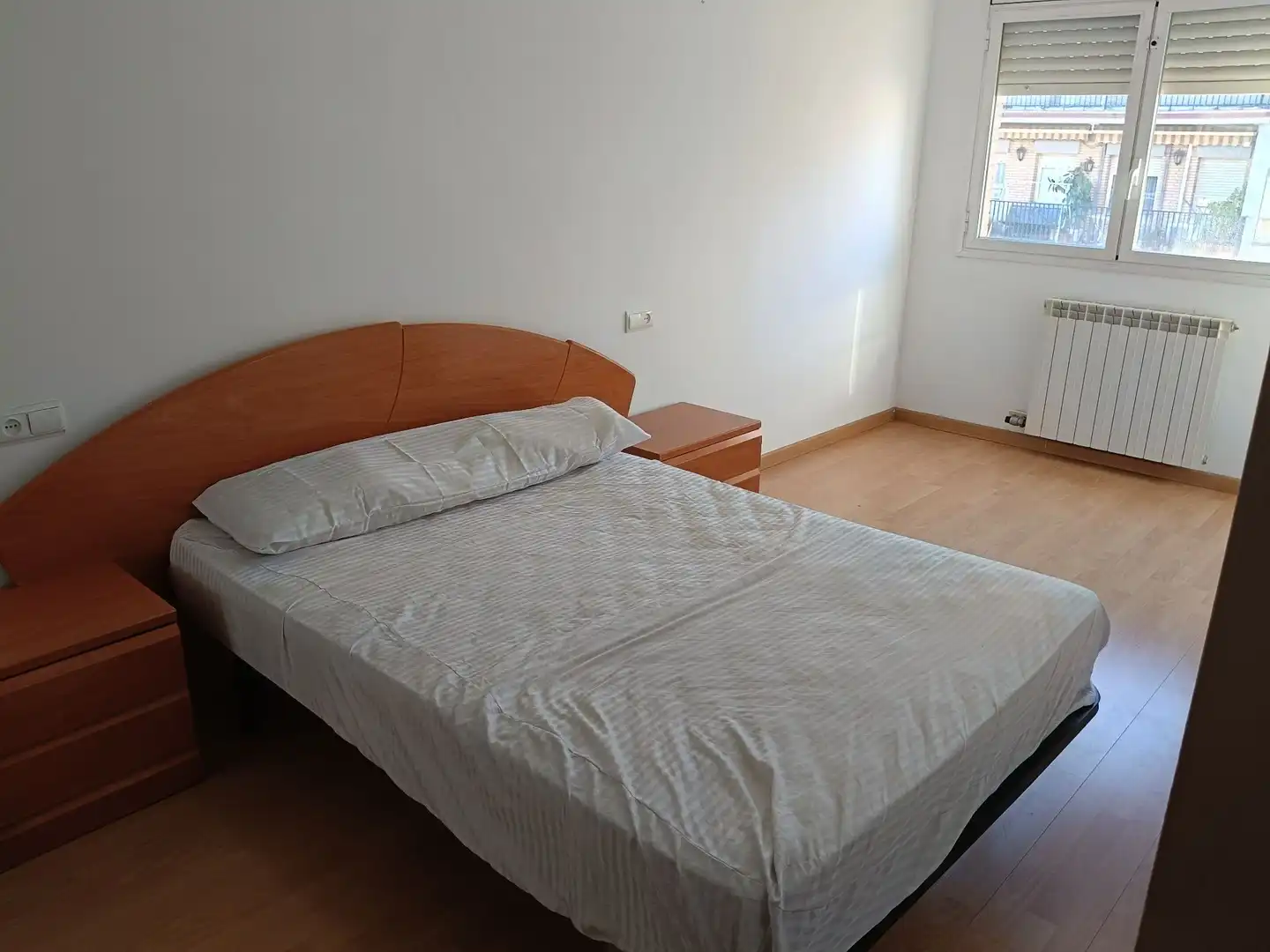 Schlafzimmer von Wohnungen zum Verkauf in Lleida mit Klimaanlage, Terrasse und Möbliert