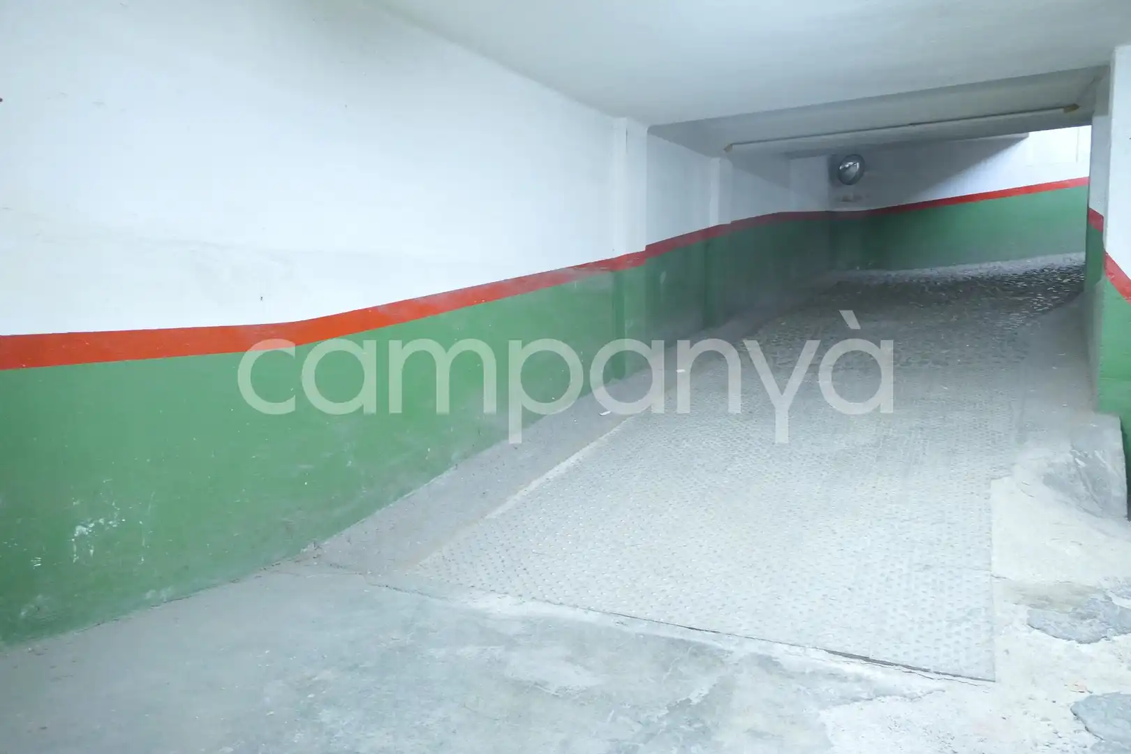 Einzelparkplatz zum Verkauf in Arbùcies, 31-39, Plaça 5 08030 BARCELONA, imagen 4