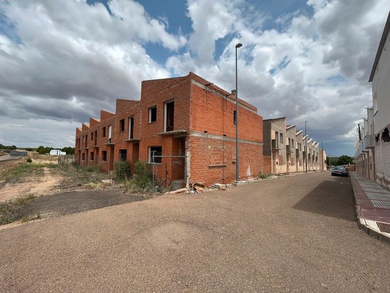 Casa o xalet en venda a CONSTITUCIÓN, La Albuera