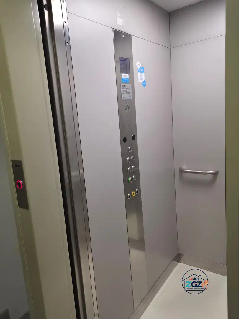 Piso con ascensor en venta en Calle Canfranc, imagen 14