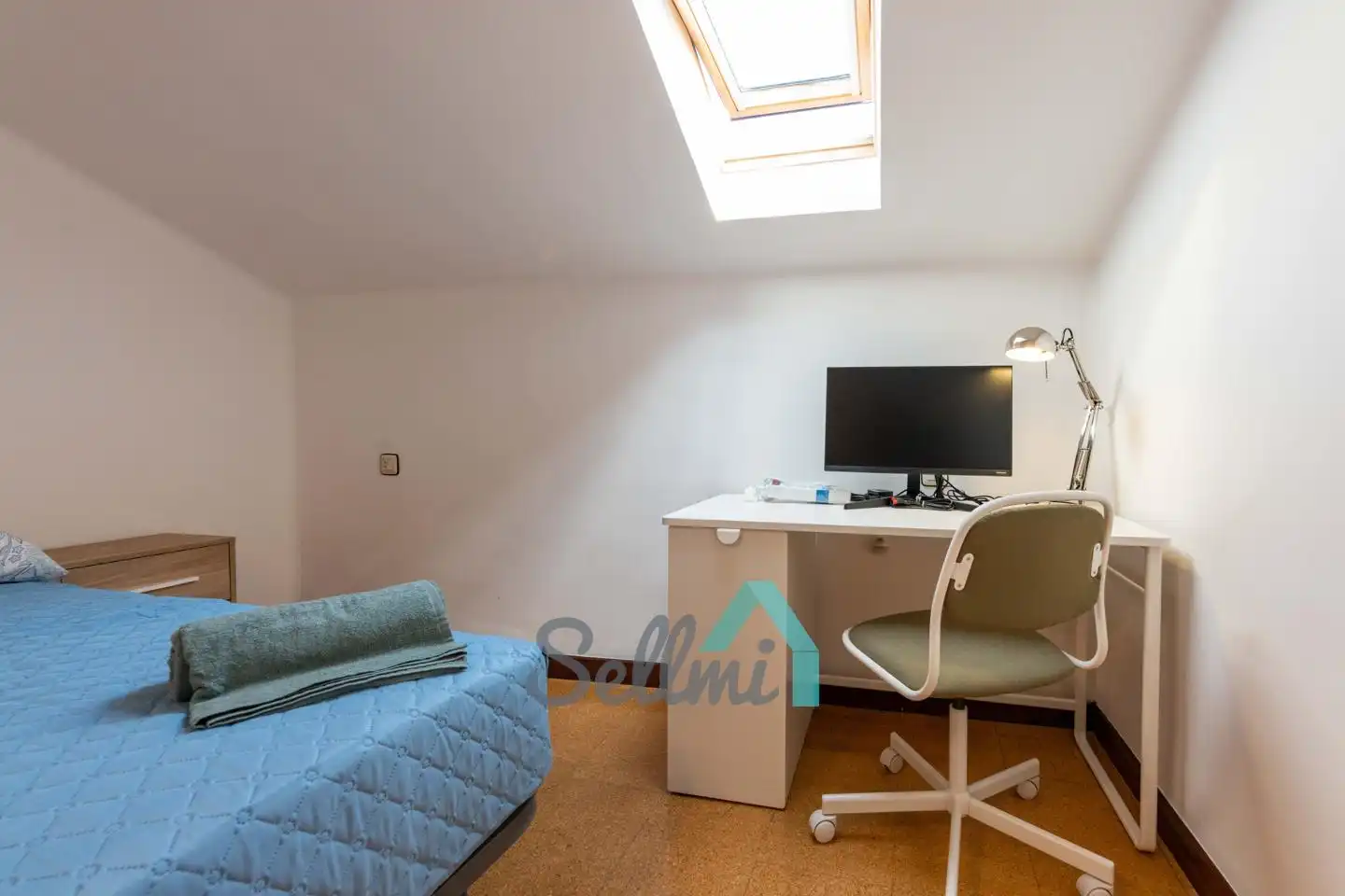 Flat for rent in De Gloria Fuertes, Masip
