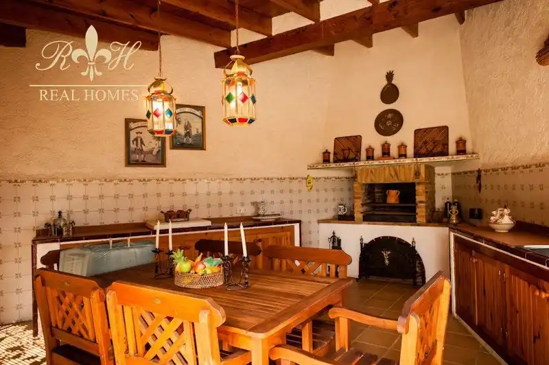 Houses for sale in L'Alfàs del Pi  with Air Conditioner, Terrace and Swimming Pool