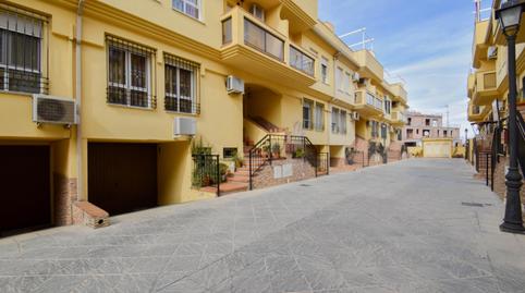 Foto 4 de Casa adosada en venta en Camino Cam. de Churriana, 4, Casa 33, Poniente, Granada